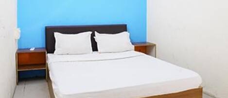 Egyptian cotton sheets, premium bedding, in-room safe, free WiFi