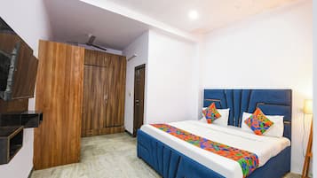 Deluxe Room | Egyptian cotton sheets, premium bedding, in-room safe, free WiFi