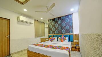 Executive Room | Egyptian cotton sheets, premium bedding, in-room safe, free WiFi