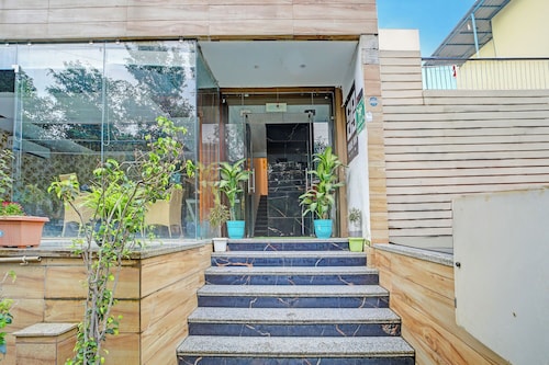 Fabhotel Pride Inn I