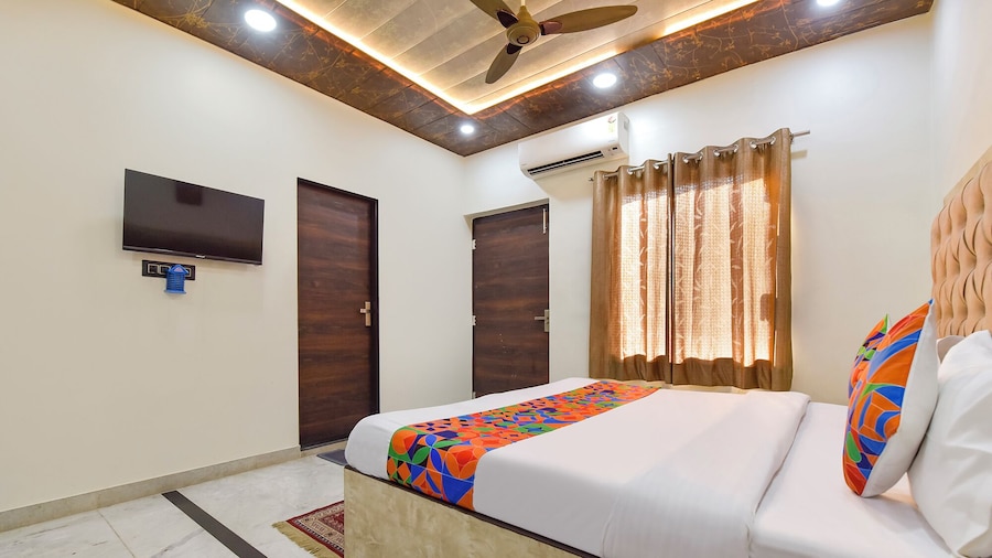 Fabhotel Govindam Royal Stay