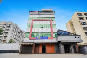 Property entrance - Fabhotel New Pune Residency (Pune)