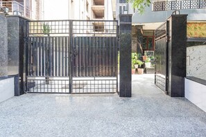 Entrada de la propiedad