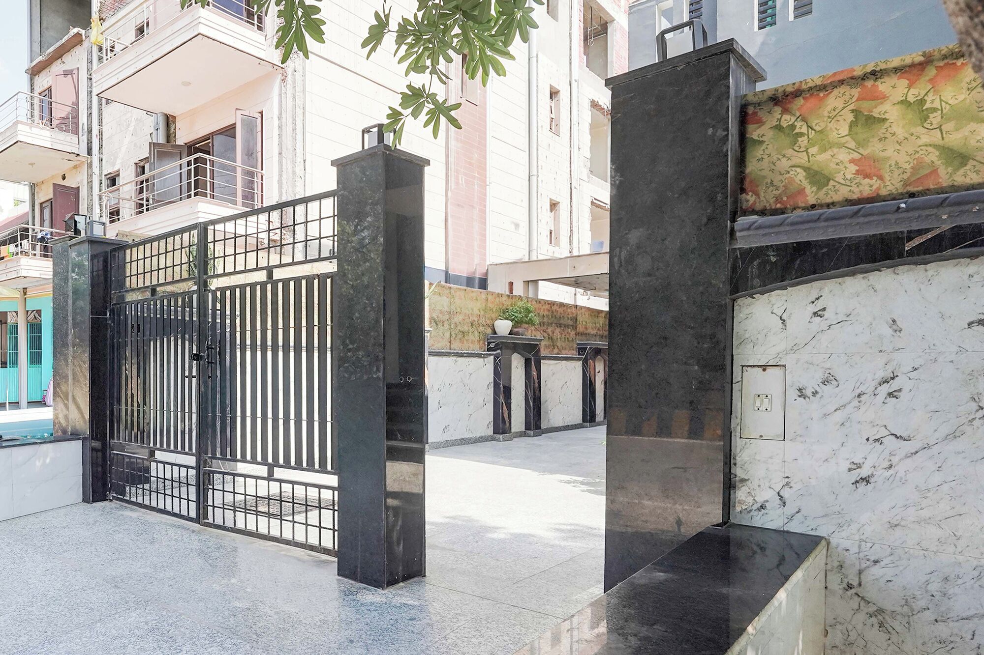 Majoituspaikan sisäänkäynti