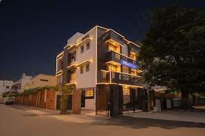 Fachada da propriedade
