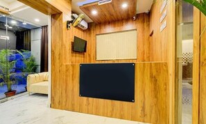 Quầy tiếp tân