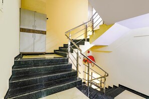 Lobby - Fabexpress Sagar Residency (Panvel)