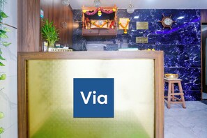 Reception - Fabhotel Chembur Residency (Mumbai)