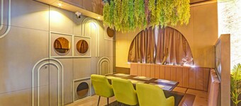 Fabhotel Blue Moon