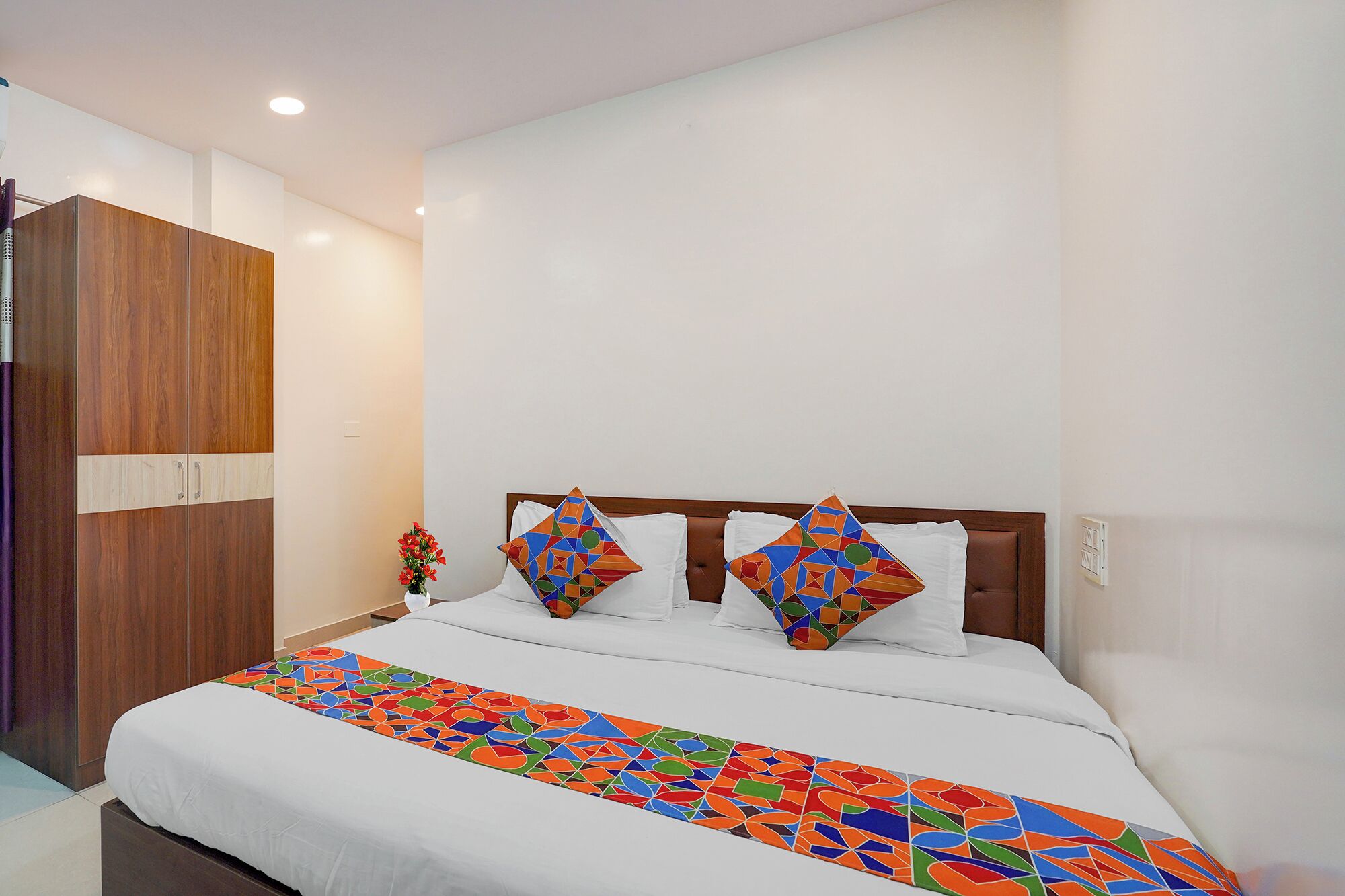 Egyptian cotton sheets, premium bedding, in-room safe, soundproofing