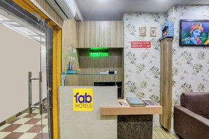 Reception - Fabhotel Royal Rose Residency (Barakpur)
