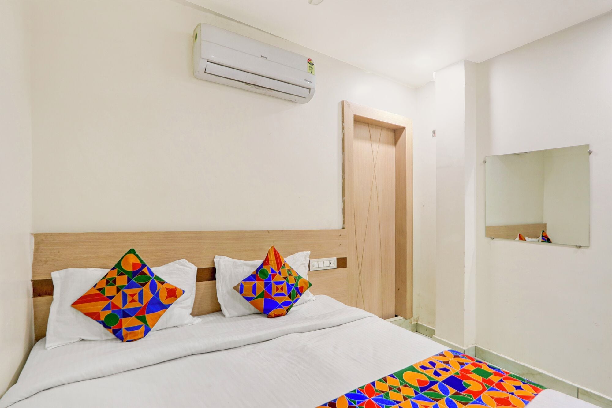 Deluxe Room | Egyptian cotton sheets, premium bedding, in-room safe, free WiFi