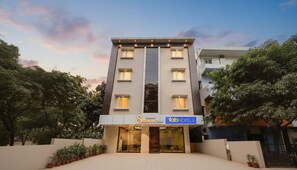Exterior - Fabhotel Siddarth Grand (Vijayawada)