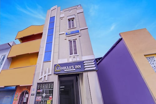 Fabexpress Lishikaa’S Inn