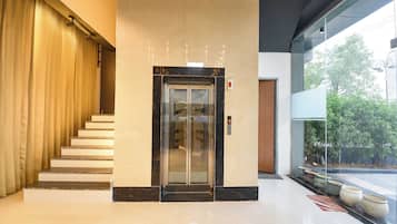 Elevator