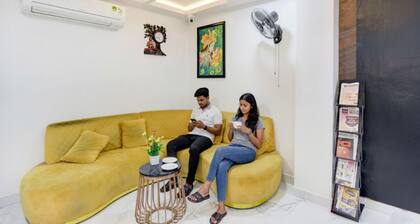 Fabhotel Radha Rani Residency