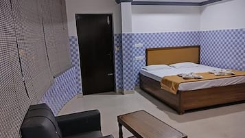 Executive Room | Egyptian cotton sheets, premium bedding, in-room safe, free WiFi