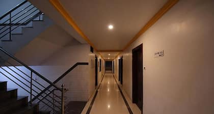 Fabhotel Amutham Residency