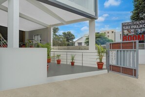 Fachada da propriedade