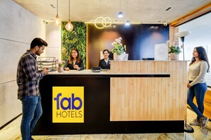 Reception - FabHotel Casa Grand - Miyapur Allwyn X Road, Miyapur (Hyderabad)