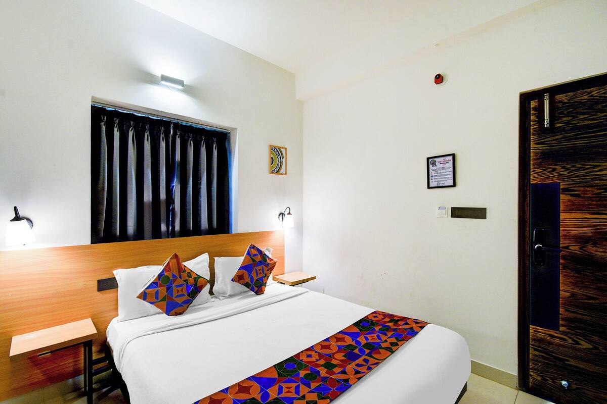 Habitación ejecutiva | Sábanas de algodón egipcio, ropa de cama de alta calidad, caja fuerte