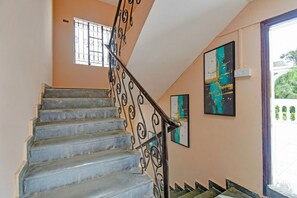 Staircase - Fabhotel The Heaven (Pune)