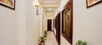 Fabhotel The Shloka