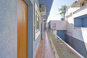 إطلالة من الشرفة