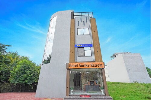 Fabhotel Aurika Retreat