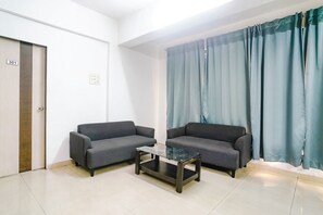 로비 좌석 공간