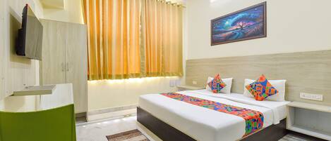 Deluxe Room | Egyptian cotton sheets, premium bedding, in-room safe, free WiFi