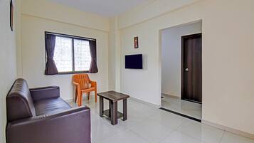 28 inci televisyen LCD dengan kabel