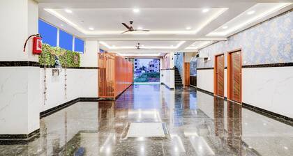 Fabhotel Leon Square