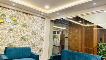 Sala de estar en el lobby