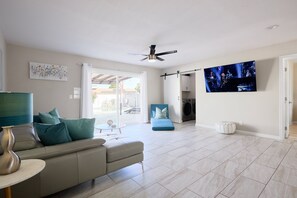 تلفزيون ذكي