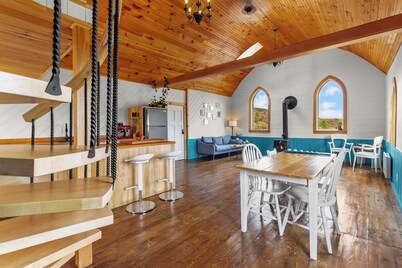 Ocean View Chapel | Port Rexton | 2BR