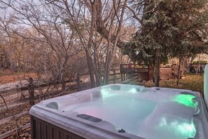 Baignoire à remous extérieure