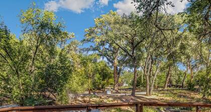 New Listing! Moab Couples Getaway | Walk to Shops & Dining