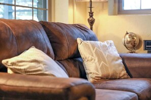 Smart-TV, Kamin, Videospiele