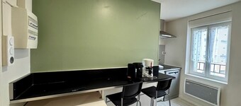 Renovated, quiet, fully-equipped apartment