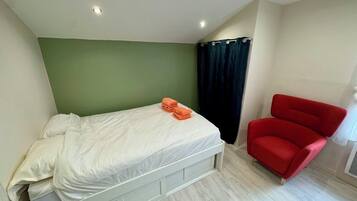 1 bedroom, WiFi, bed sheets