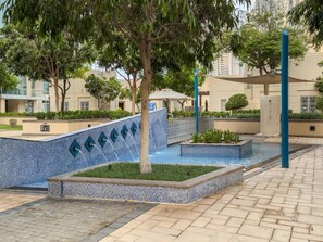 Pool - FIRST CLASS | 1BR | Downtown Luxury (Downtown)