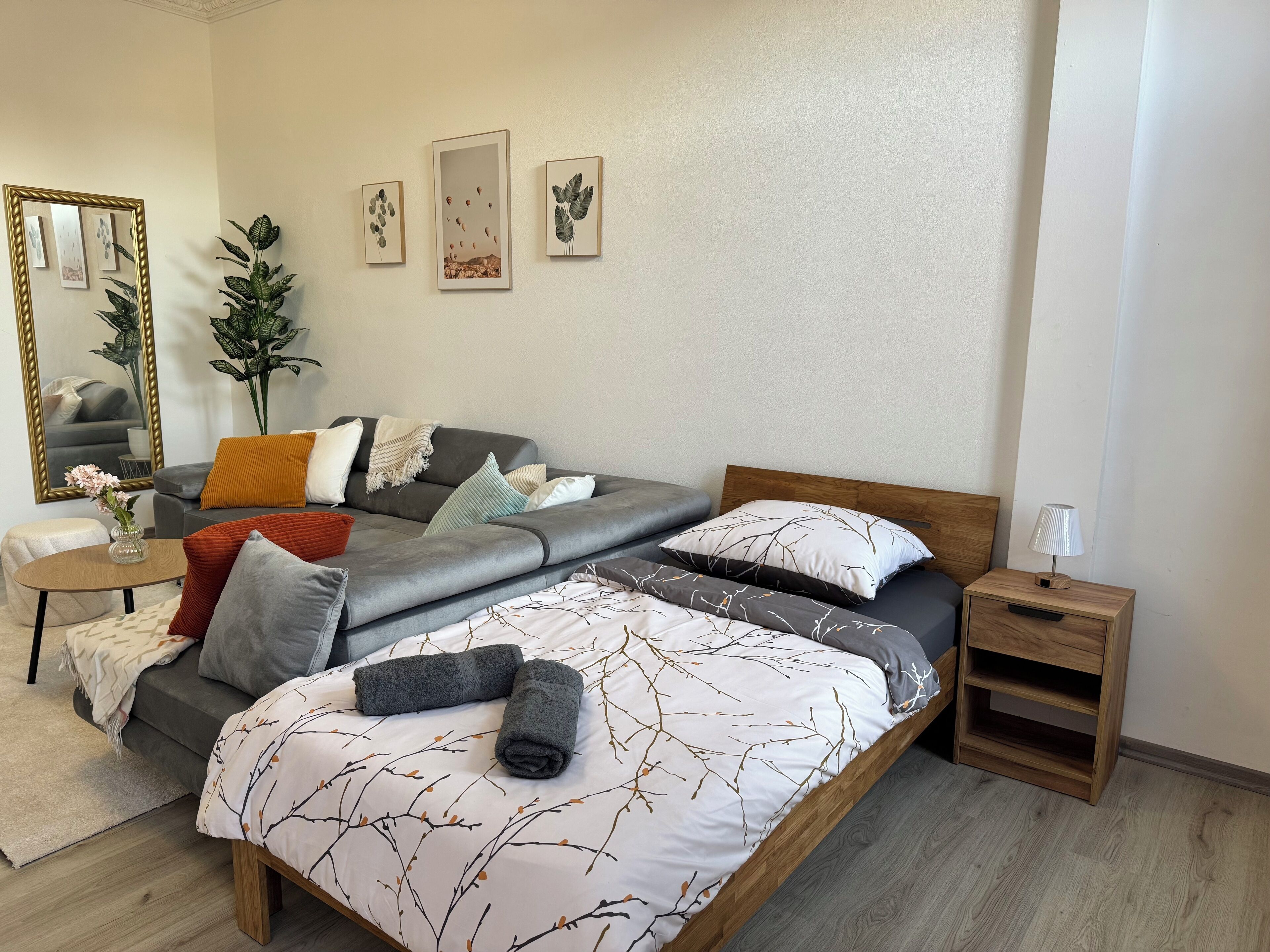 3 Schlafzimmer, Schreibtisch, kostenloses WLAN, Bettwäsche