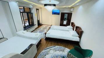 Iron/ironing board, free WiFi