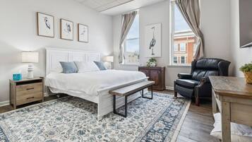 3 chambres, fer et planche à repasser, Wi-Fi, draps fournis