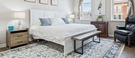3 bedrooms, iron/ironing board, WiFi, bed sheets