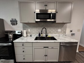 Microwave, oven, stovetop, dishwasher