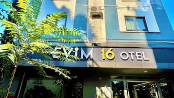 Konaklama yerinin ön cephesi