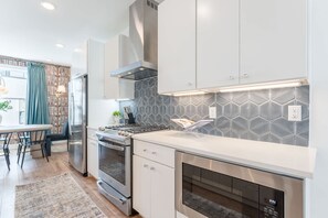 4 bedrooms, Internet