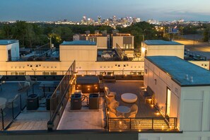House | 4 bedrooms, Internet